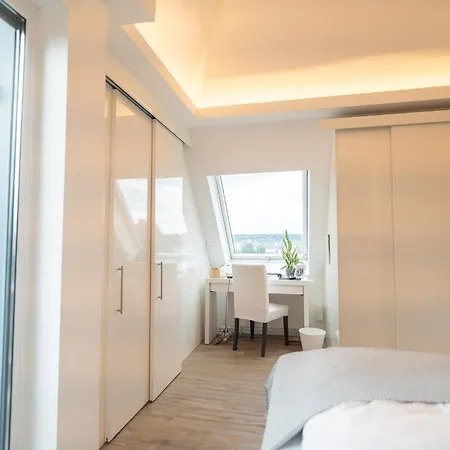 Apartament Penthouse Mit Panoramaterrasse Und Whirlpool Koblencja